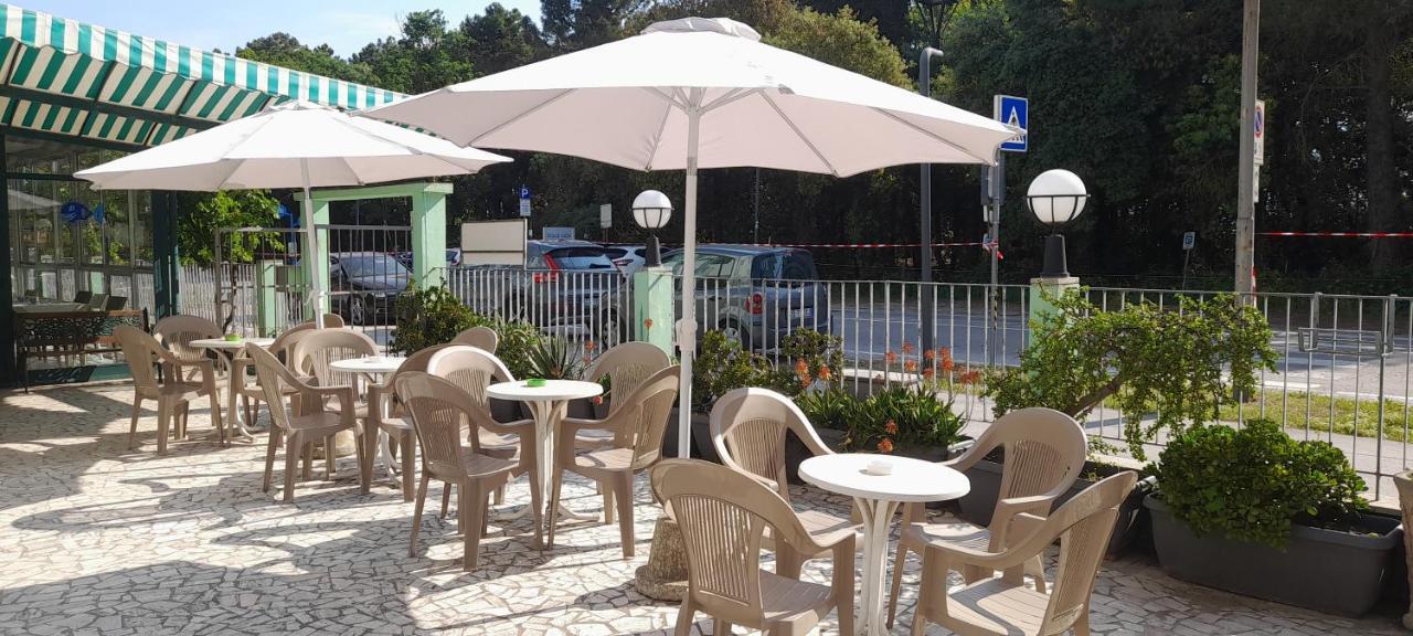 Hotel Maddalena Marina di Ravenna Exterior photo